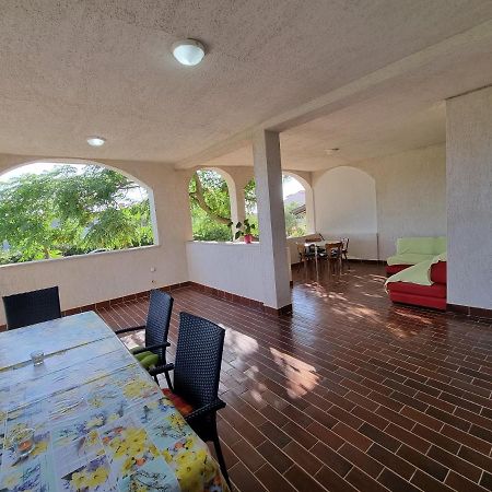 Apartment Grbac Barbat na Rabu Buitenkant foto