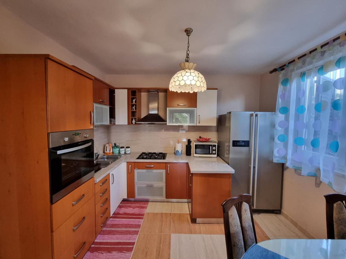 Apartment Grbac Barbat na Rabu Buitenkant foto