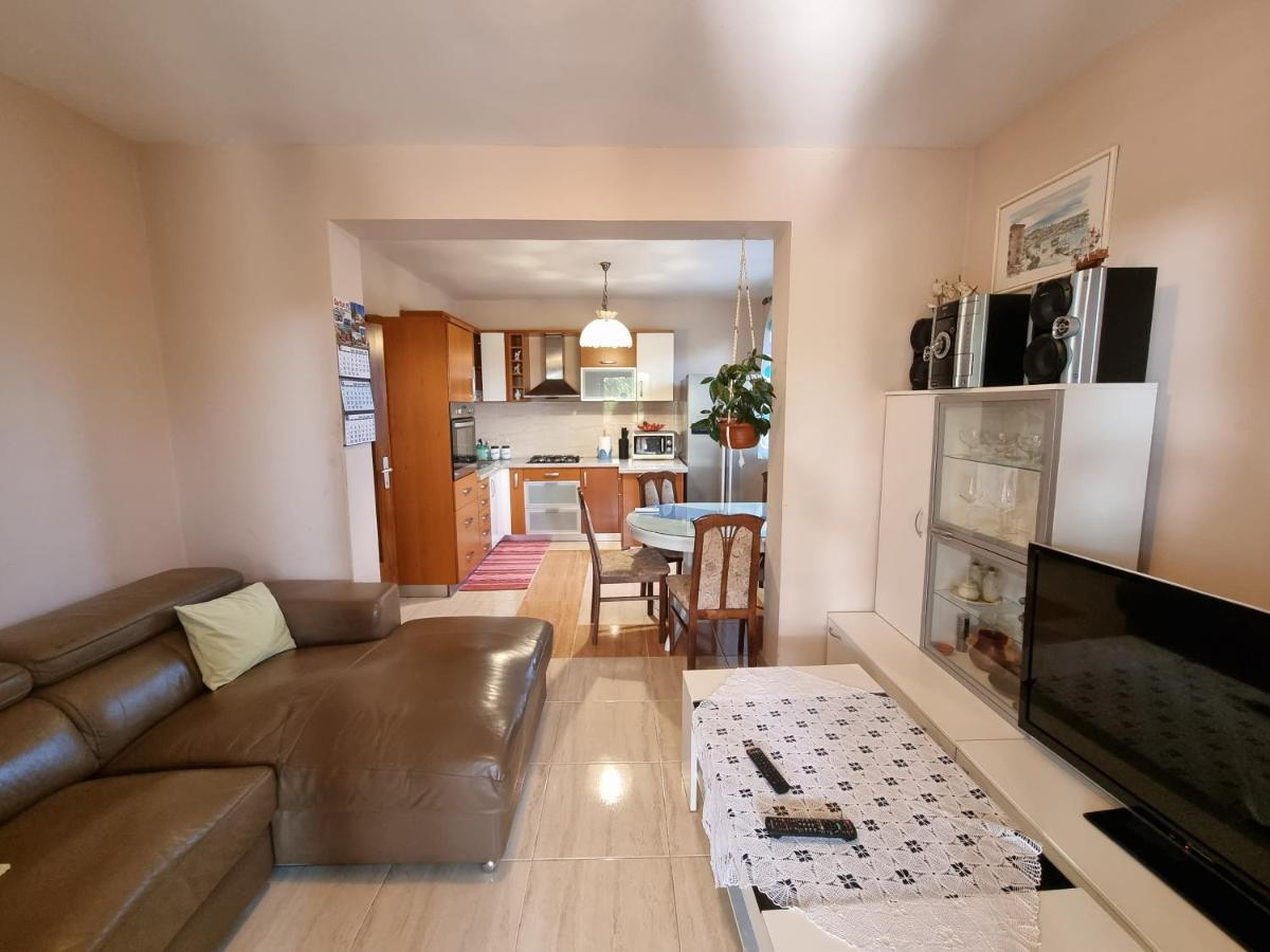 Apartment Grbac Barbat na Rabu Buitenkant foto