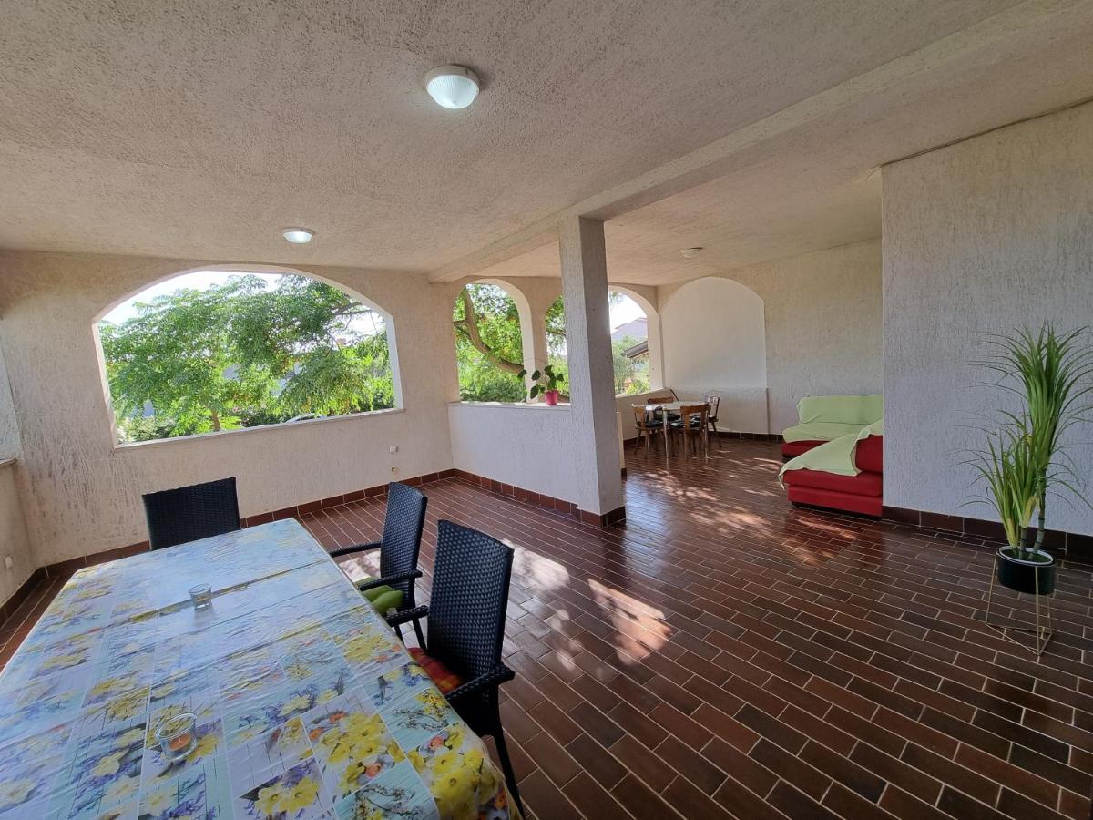 Apartment Grbac Barbat na Rabu Buitenkant foto